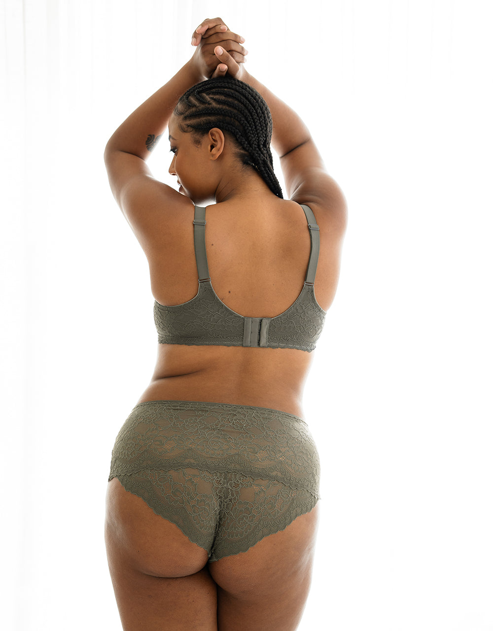 BH "Lucy" olive